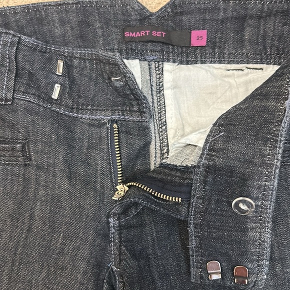 Size 25 low waist jeans - Picture 3 of 5